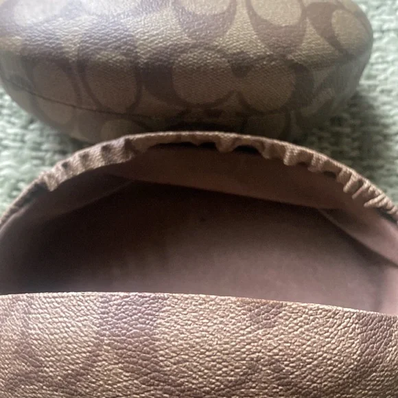 2 Authentic COACH Hard Shell Sunglass cases holders clamshell hard protective - Picture 11 of 11